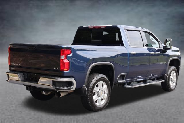 Used 2022 Chevrolet Silverado 2500 LTZ w/ LTZ Premium Package AWD/4WD image 3