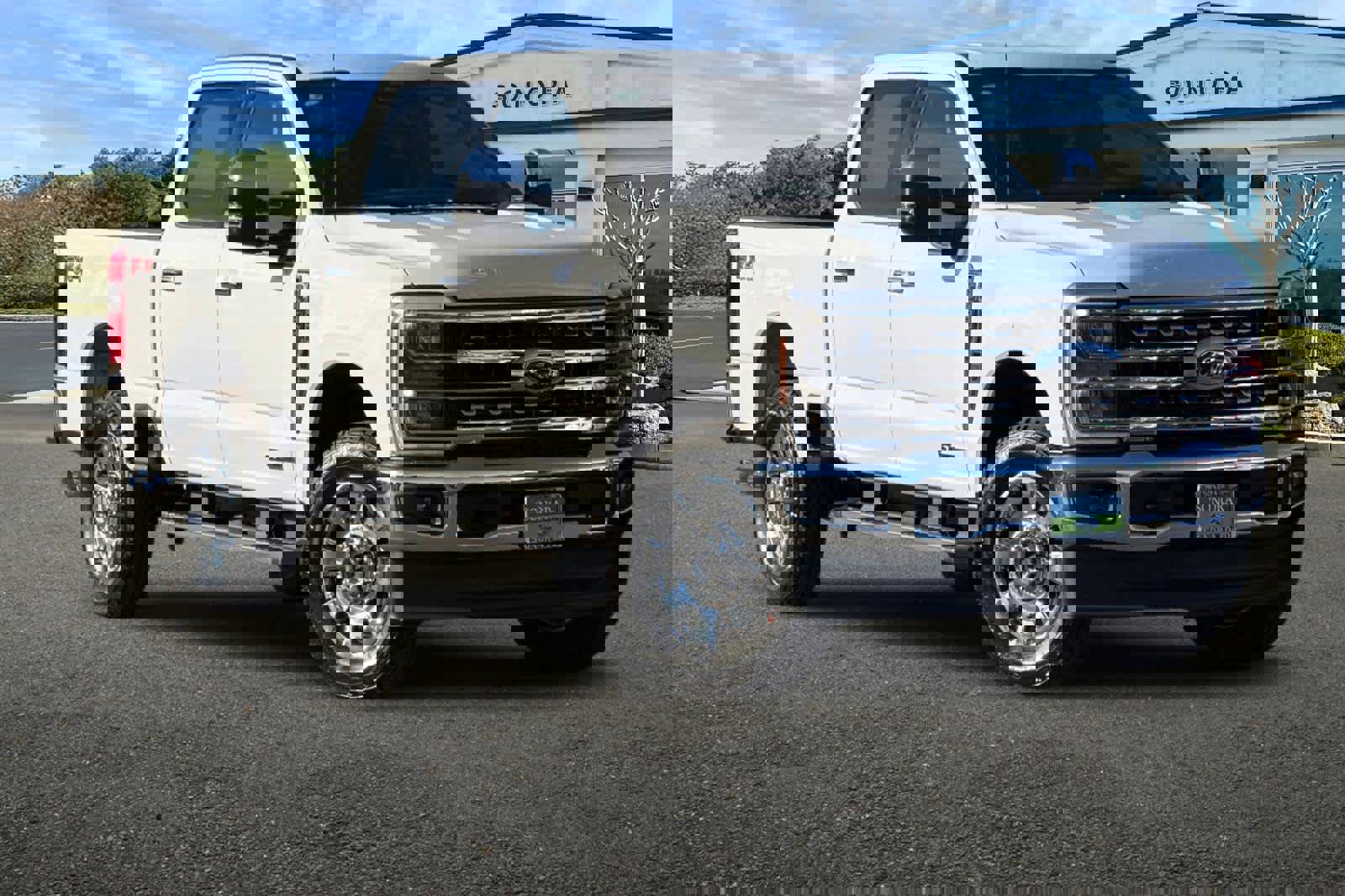 New 2026 Ford F250 Lariat w/ Chrome Package image 2