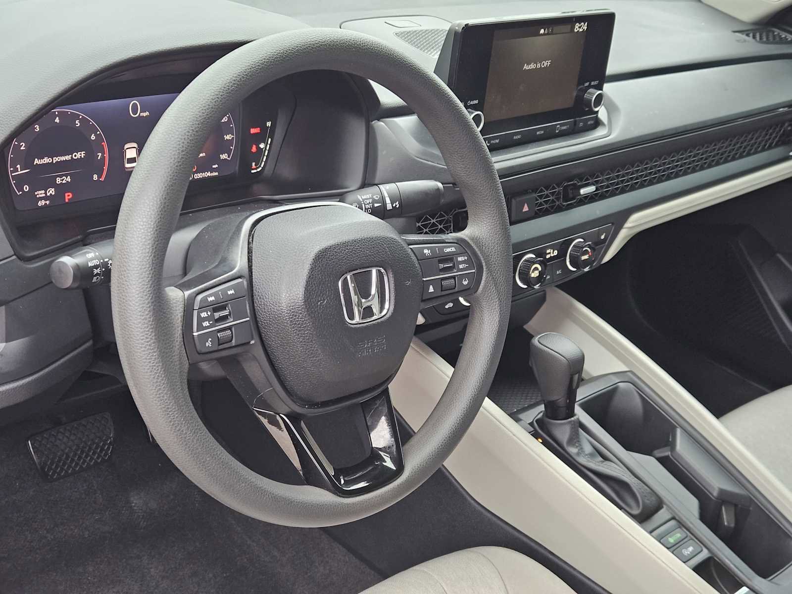 Used 2024 Honda Accord EX image 2