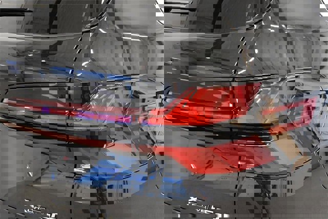 New 2026 BMW X5 xDrive50e w/ Premium Package image 12