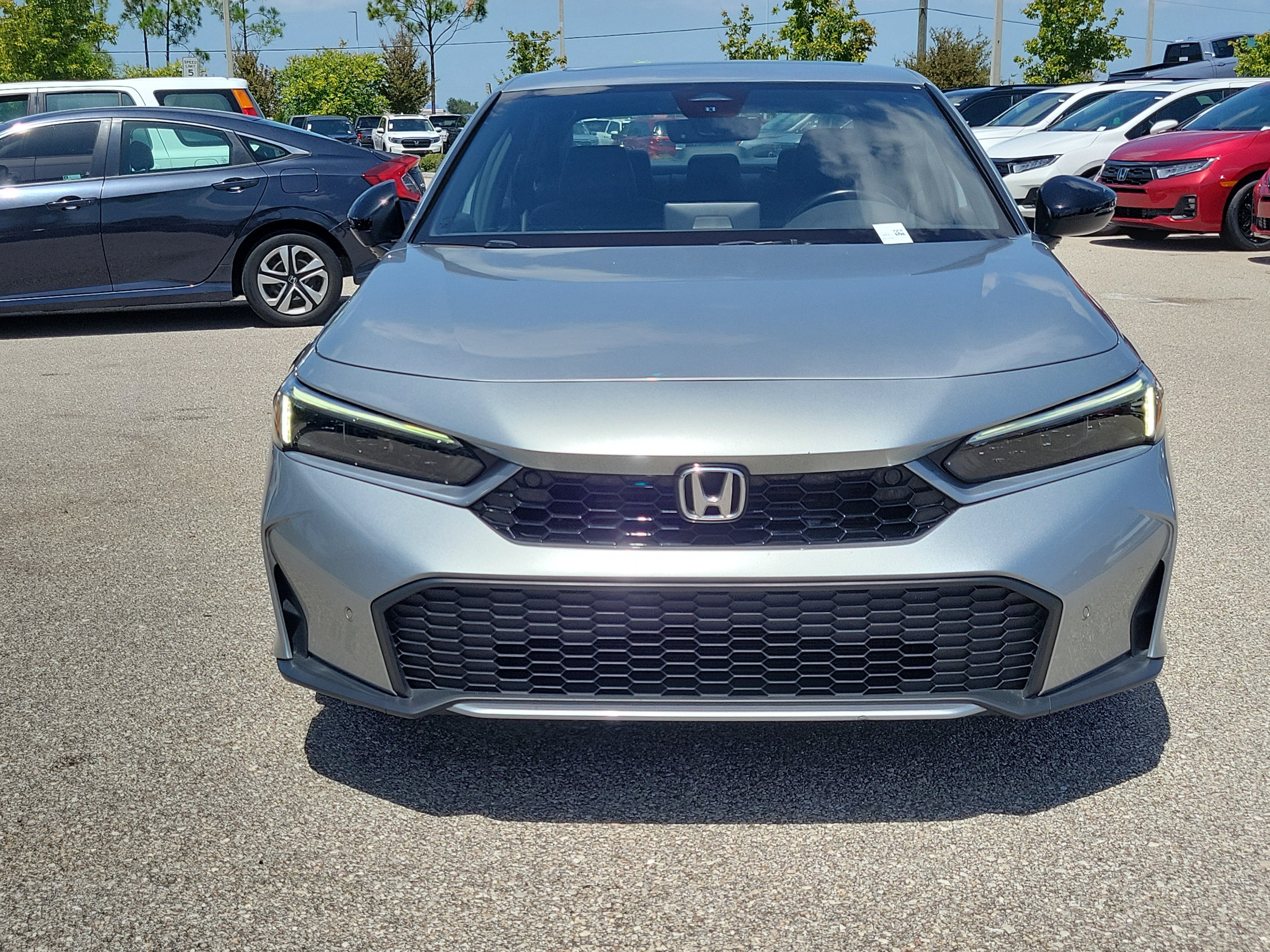 Used 2025 Honda Civic Sport image 2