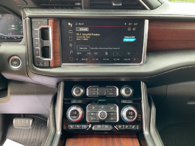 Used 2023 GMC Yukon Denali Ultimate AWD/4WD image 19