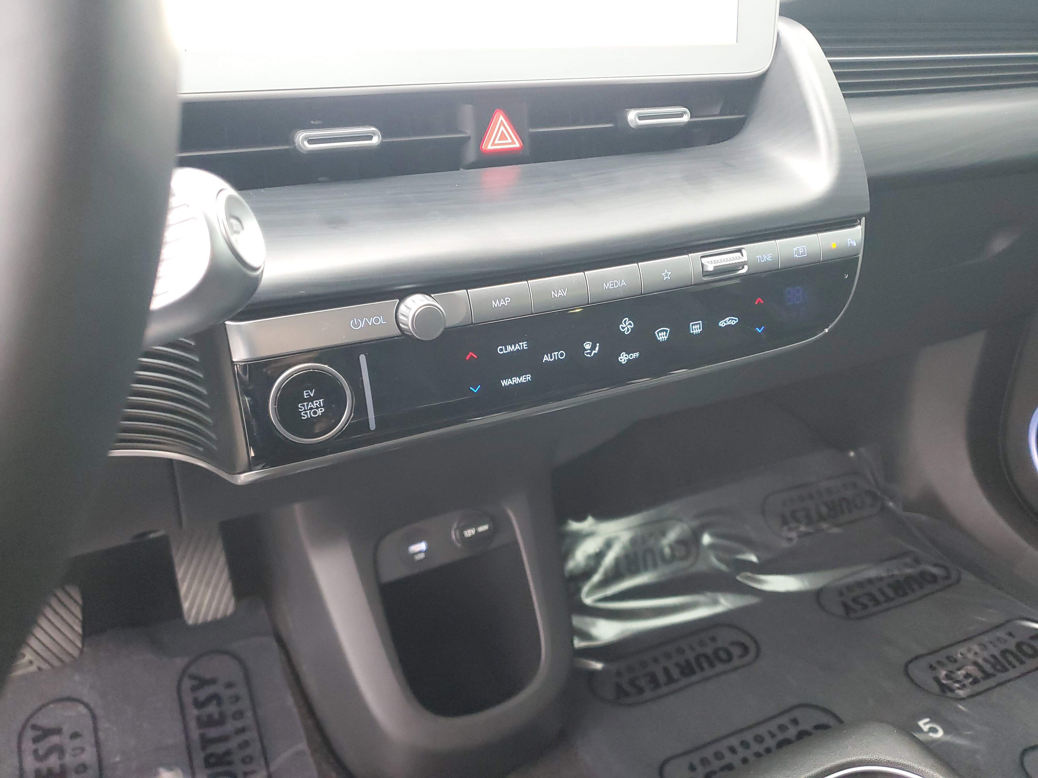 Used 2023 Hyundai Ioniq 5 SEL image 23