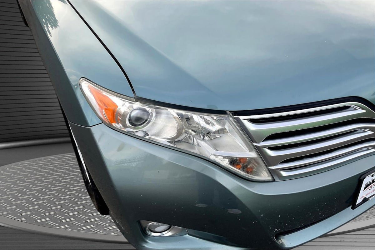 Used 2009 Toyota Venza w/ Convenience Pkg FWD image 30