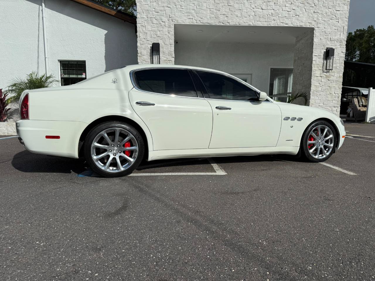 Used 2008 Maserati Quattroporte RWD image 16
