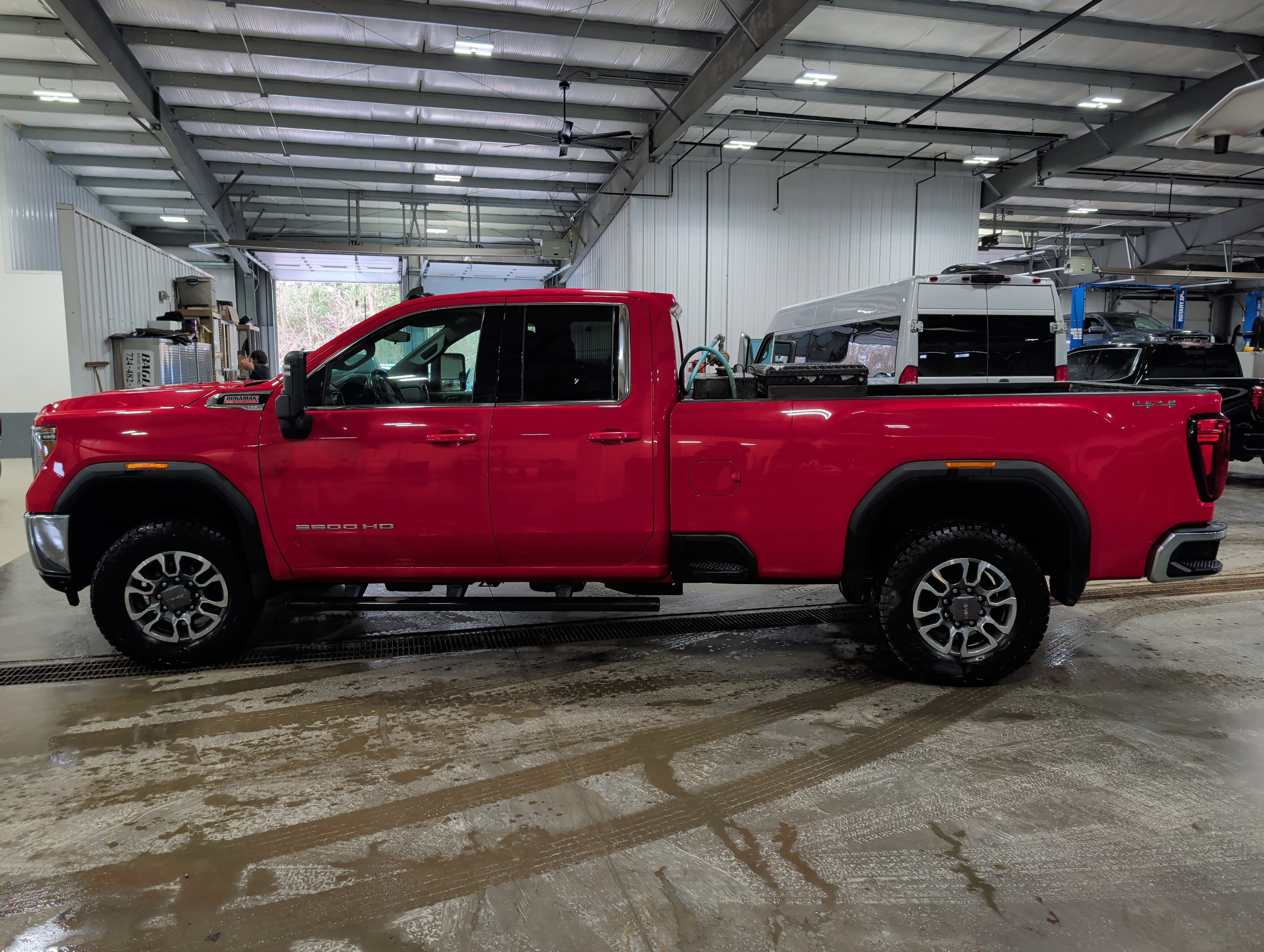 Used 2022 GMC Sierra 3500 SLE w/ SLE Value Package image 5