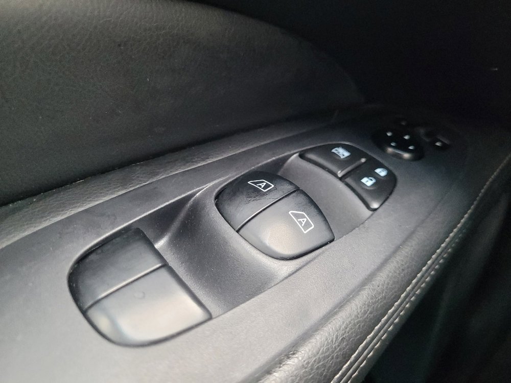 Used 2015 Nissan Pathfinder SL w/ SL Tech Package AWD/4WD image 27