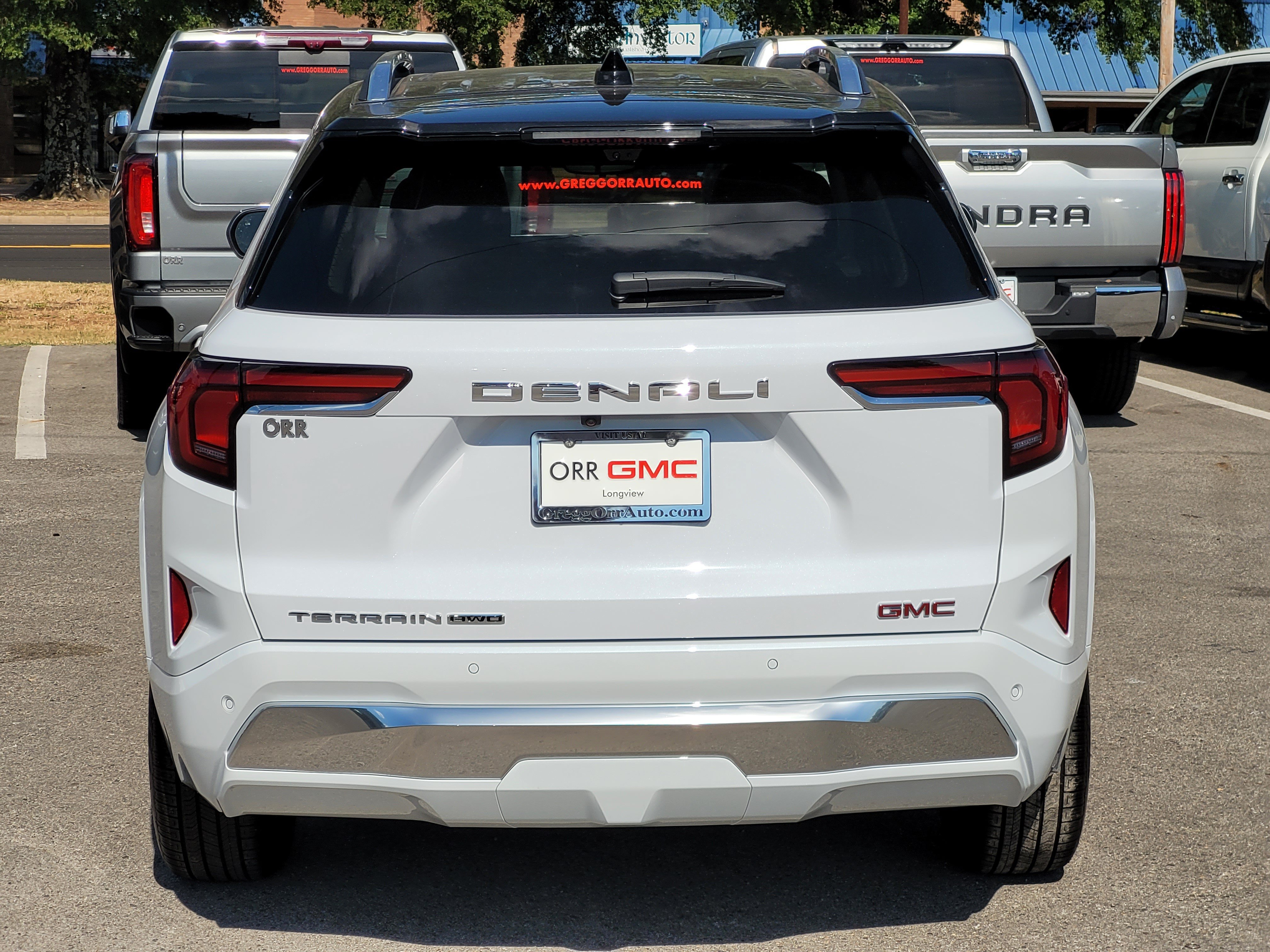 New 2027 GMC Terrain Denali w/ LPO, Floor Liner Package AWD/4WD image 5