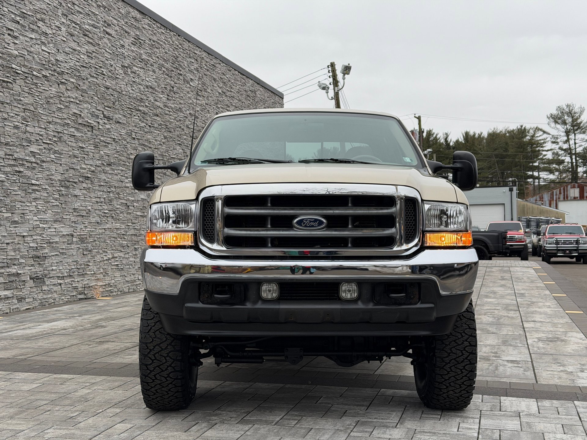 Used 2001 Ford F250 XL image 3