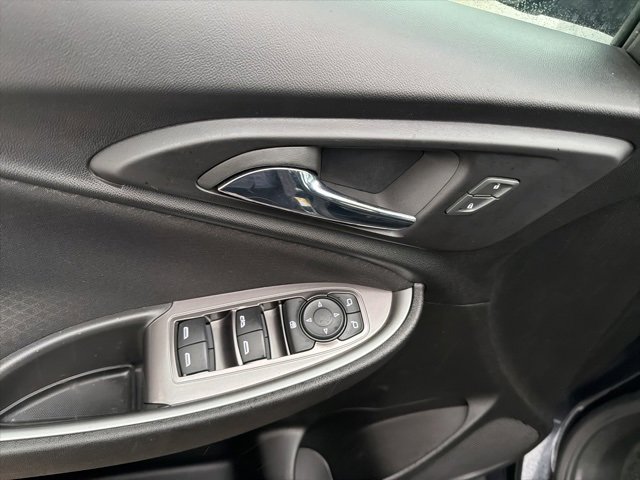 Certified 2023 Chevrolet Malibu LT w/ Driver Confidence Package image 24