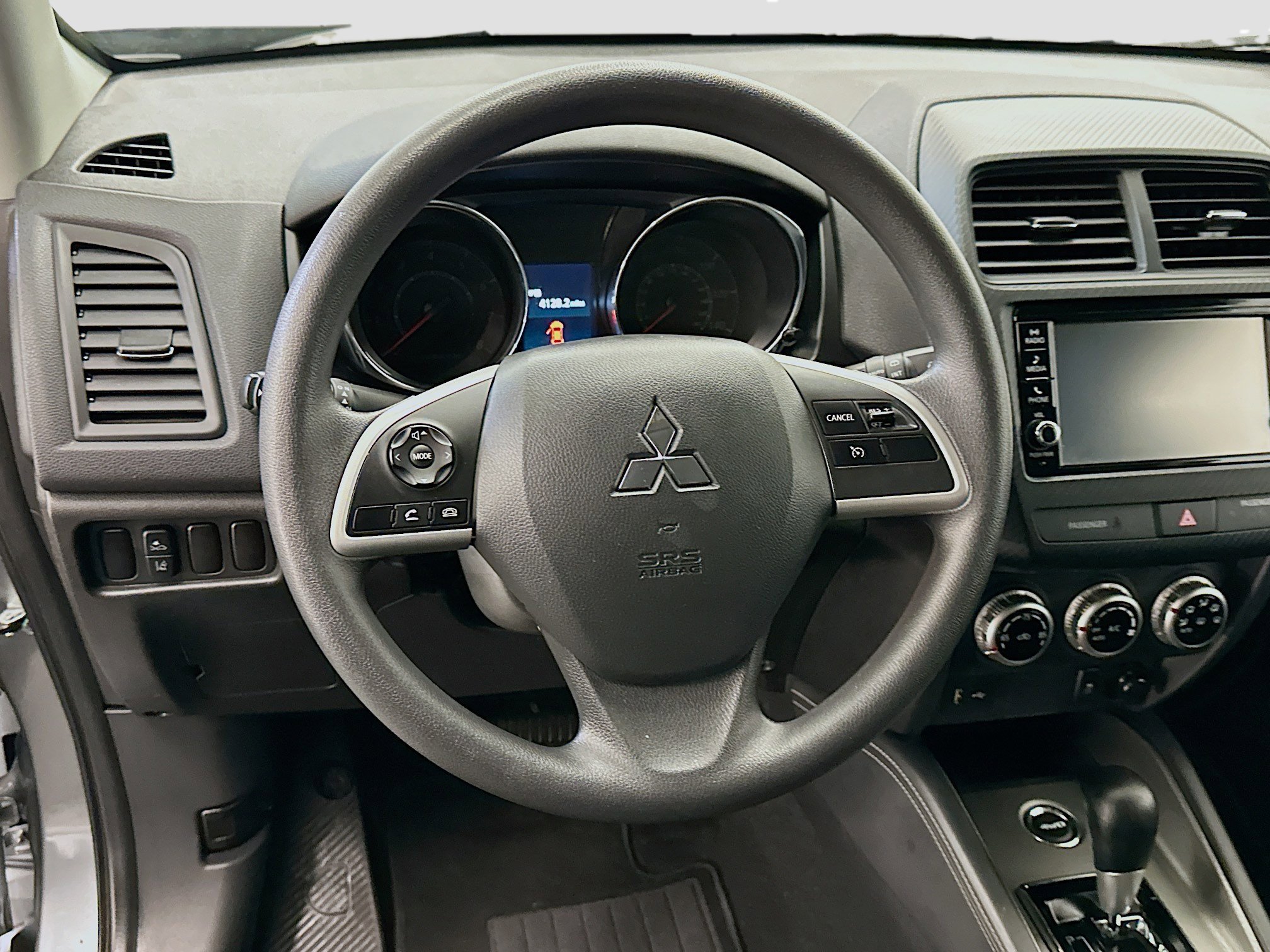 Used 2025 Mitsubishi Outlander Sport ES image 18