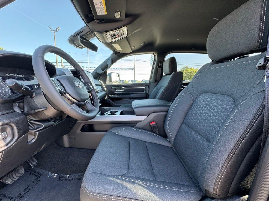 New 2026 RAM 1500 Big Horn AWD/4WD image 16