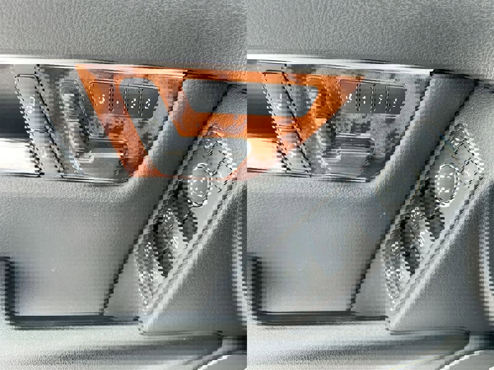 Used 2013 Mercedes-Benz C 300 Sport image 17