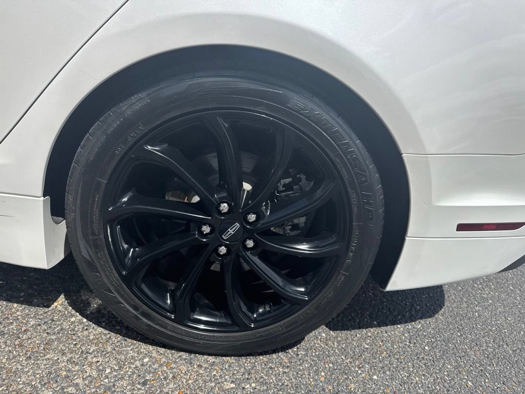 Used 2020 Lincoln MKZ Reserve w/ Luxury Package FWD image 10