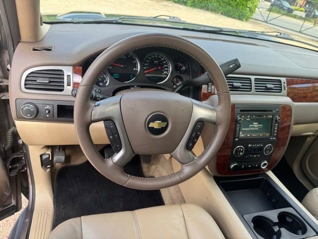 Used 2011 Chevrolet Tahoe LT RWD image 26
