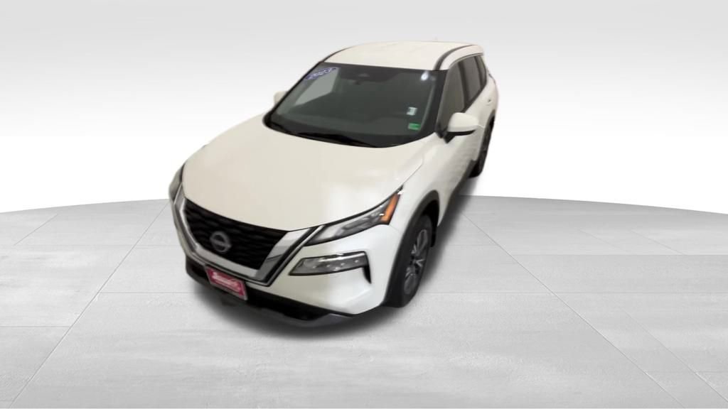 Used 2023 Nissan Rogue SV image 16