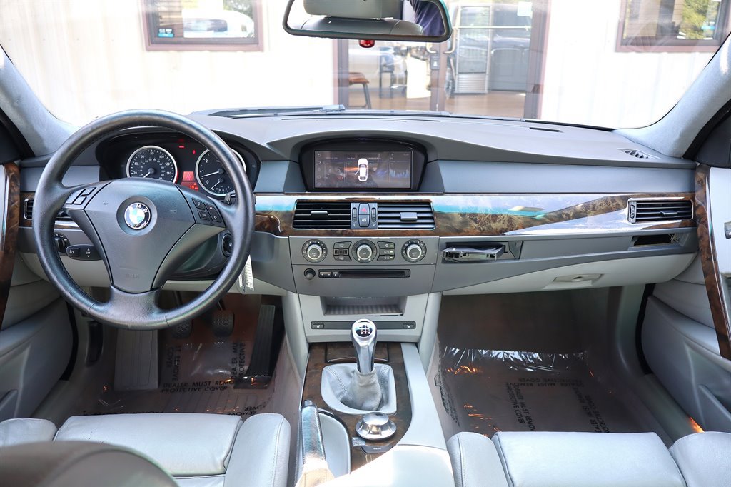 Used 2004 BMW 530i Sedan RWD image 12