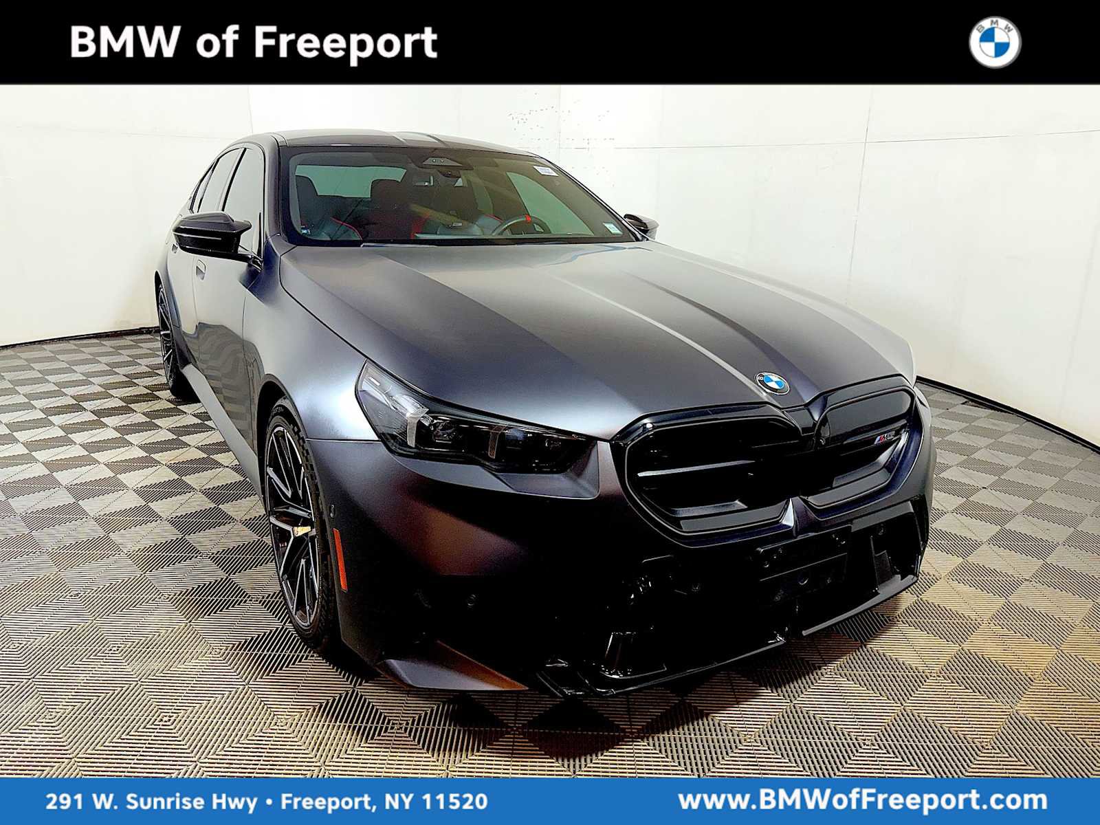 Used 2026 BMW M5 w/ Carbon Package AWD/4WD image 1