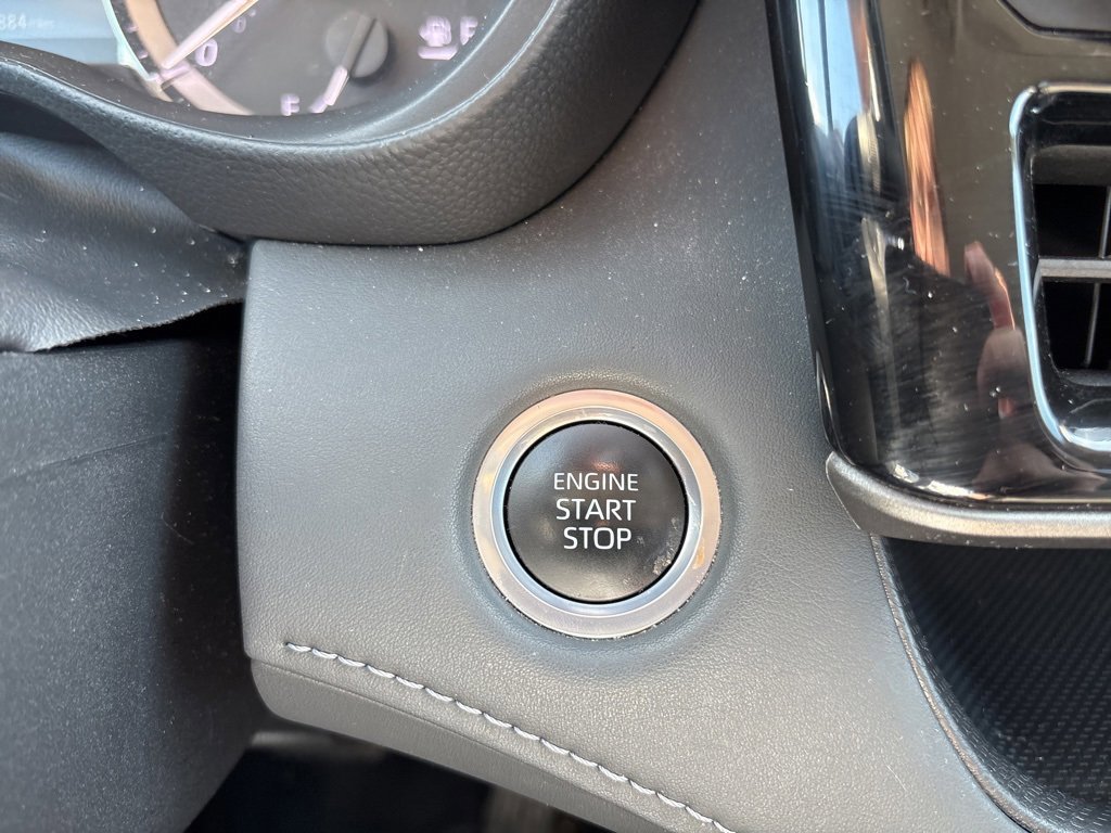 Certified 2024 Toyota Highlander LE image 34