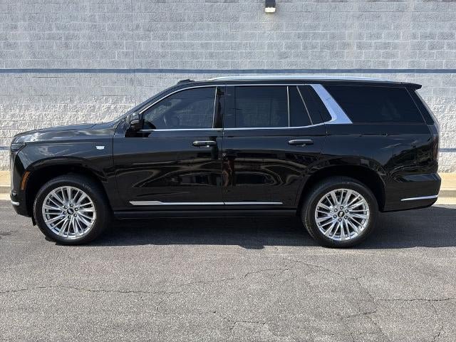 Certified 2025 Cadillac Escalade Premium Luxury AWD/4WD image 4
