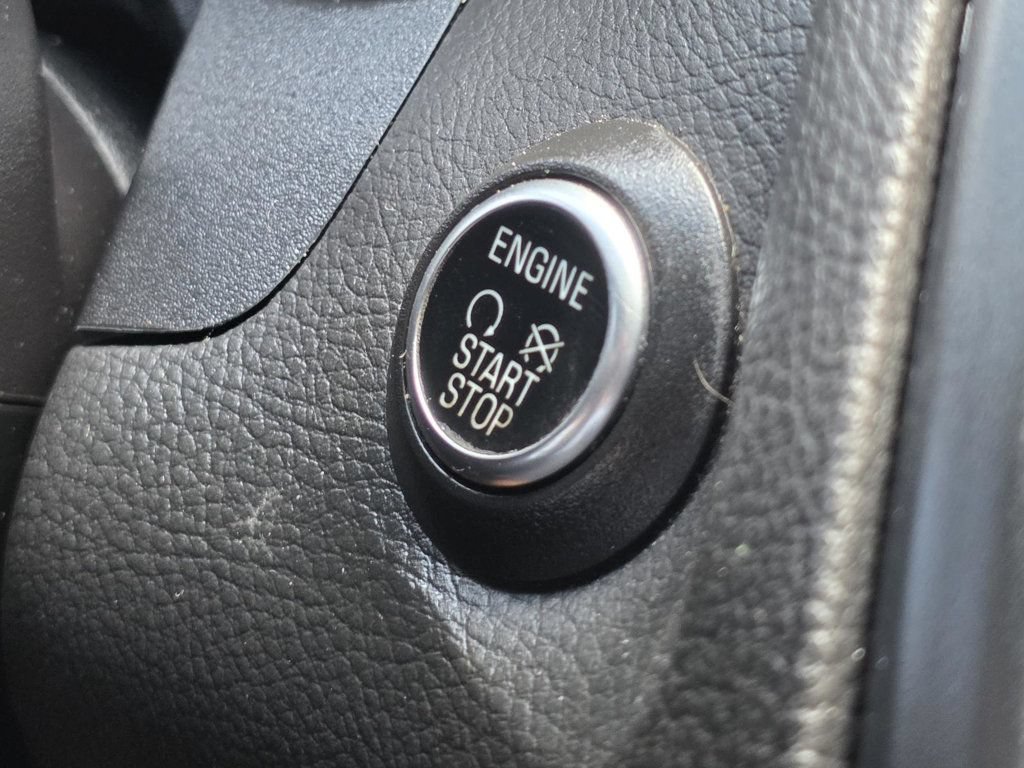 Used 2016 Ford Focus ST FWD image 17