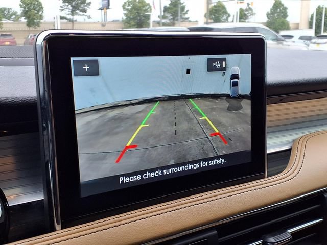 Certified 2021 Lincoln Corsair Reserve w/ Sport Package AWD/4WD image 12
