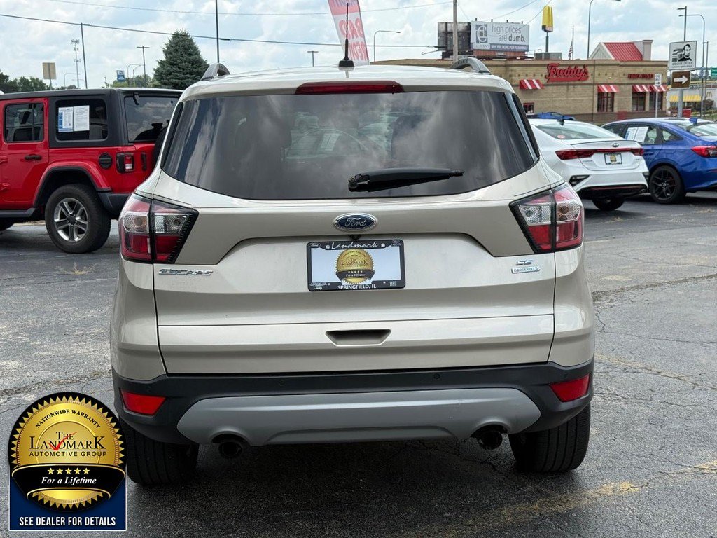 Used 2017 Ford Escape SE w/ Equipment Group 201A FWD image 6