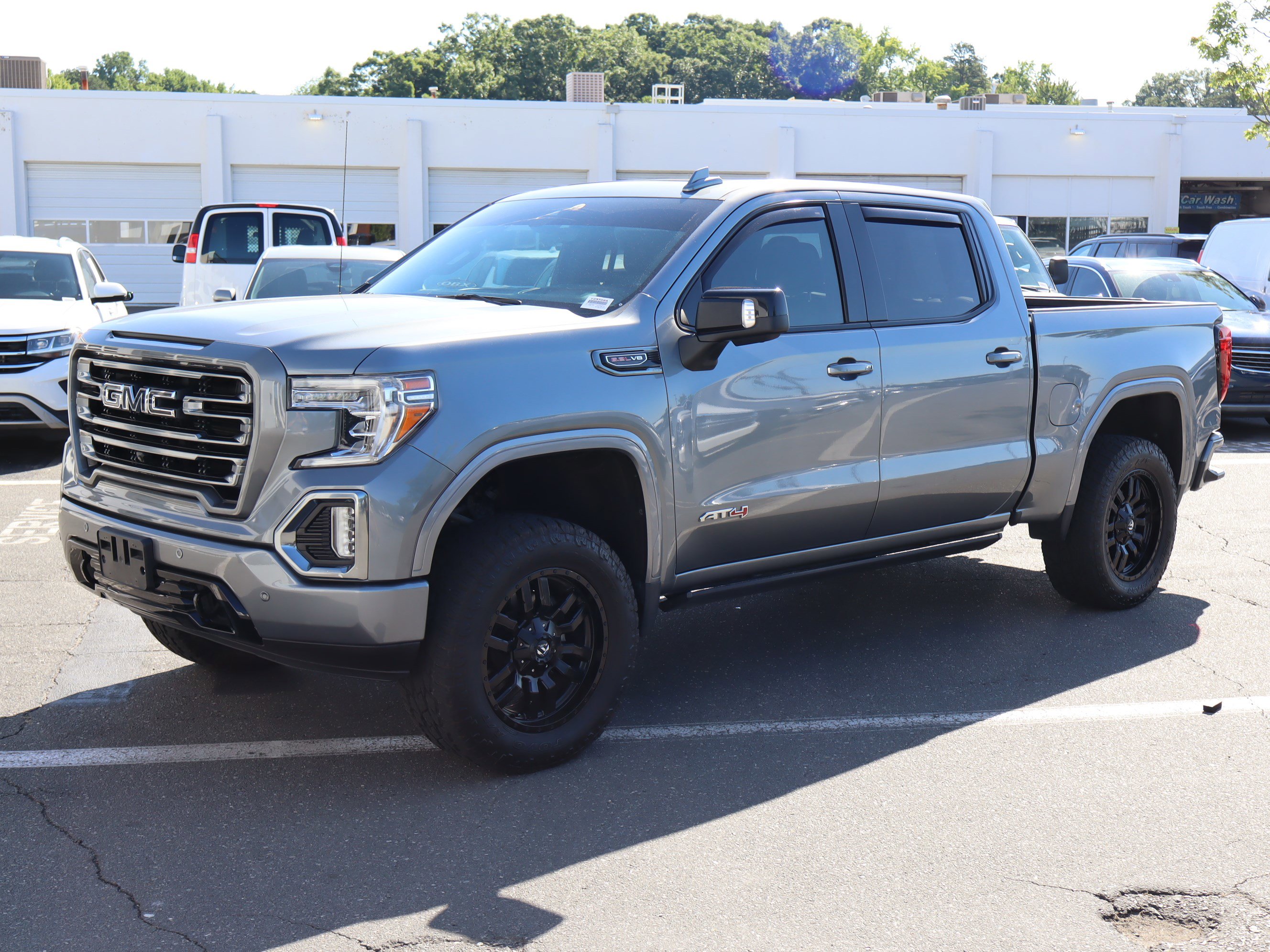Used 2020 GMC Sierra 1500 AT4 w/ AT4 Premium Package AWD/4WD image 5