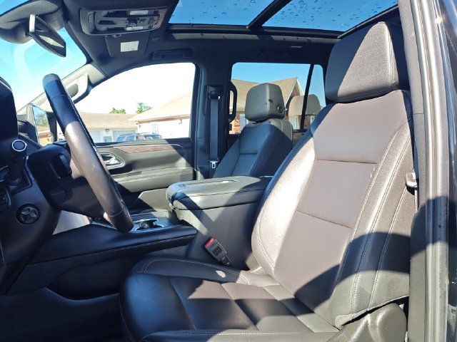 Used 2024 Chevrolet Tahoe Z71 w/ Luxury Package AWD/4WD image 13
