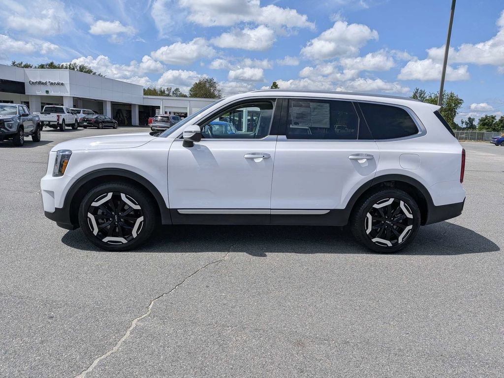 Used 2025 Kia Telluride S AWD/4WD image 9