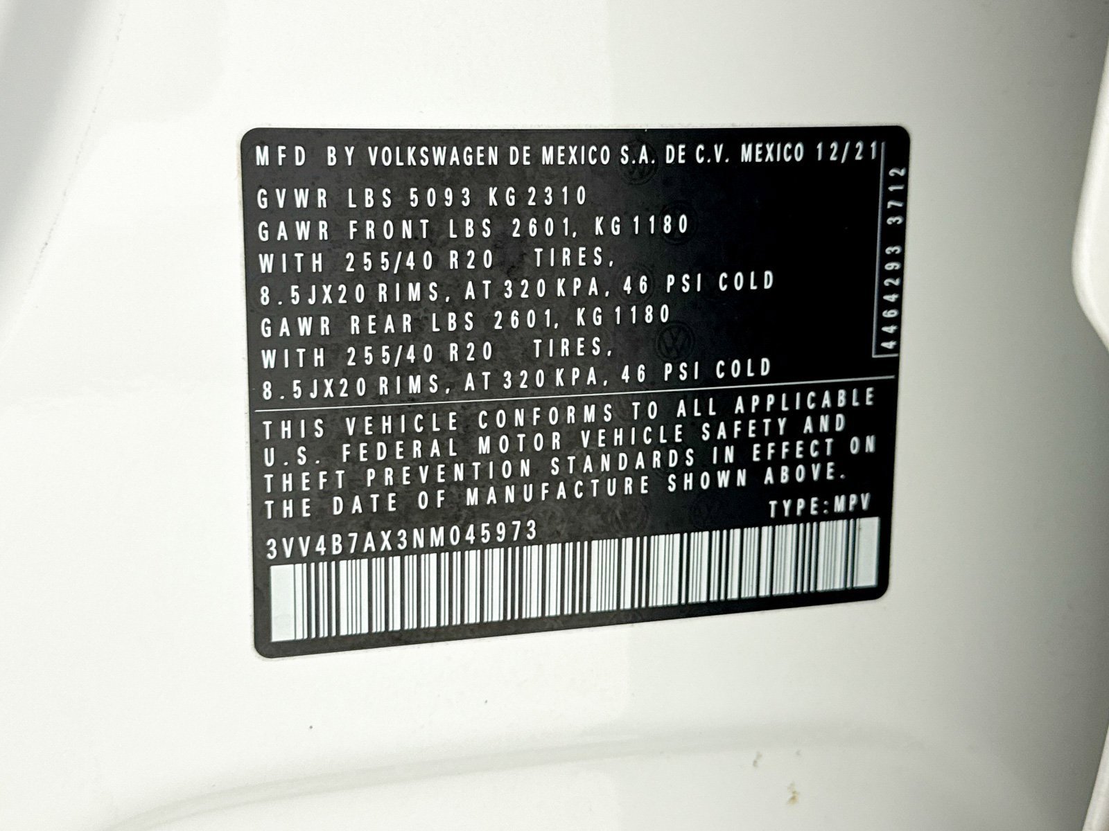 Used 2022 Volkswagen Tiguan SEL R-Line image 40