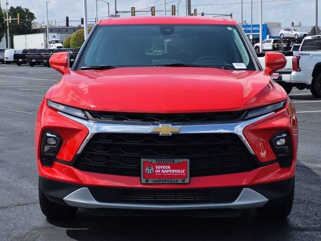Used 2025 Chevrolet Blazer LT AWD/4WD image 4