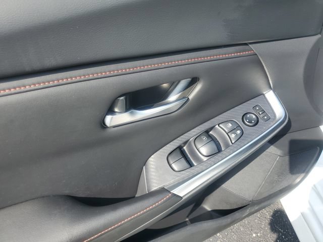 Certified 2024 Nissan Sentra SR FWD image 14