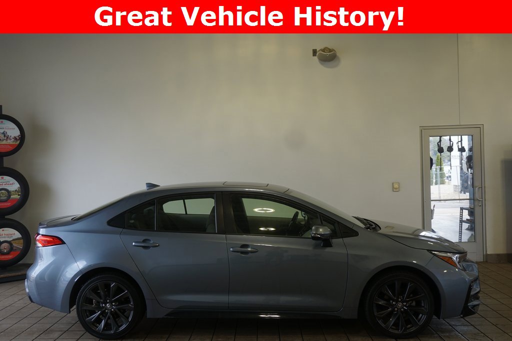 Certified 2024 Toyota Corolla SE w/ SE Premium Package image 2
