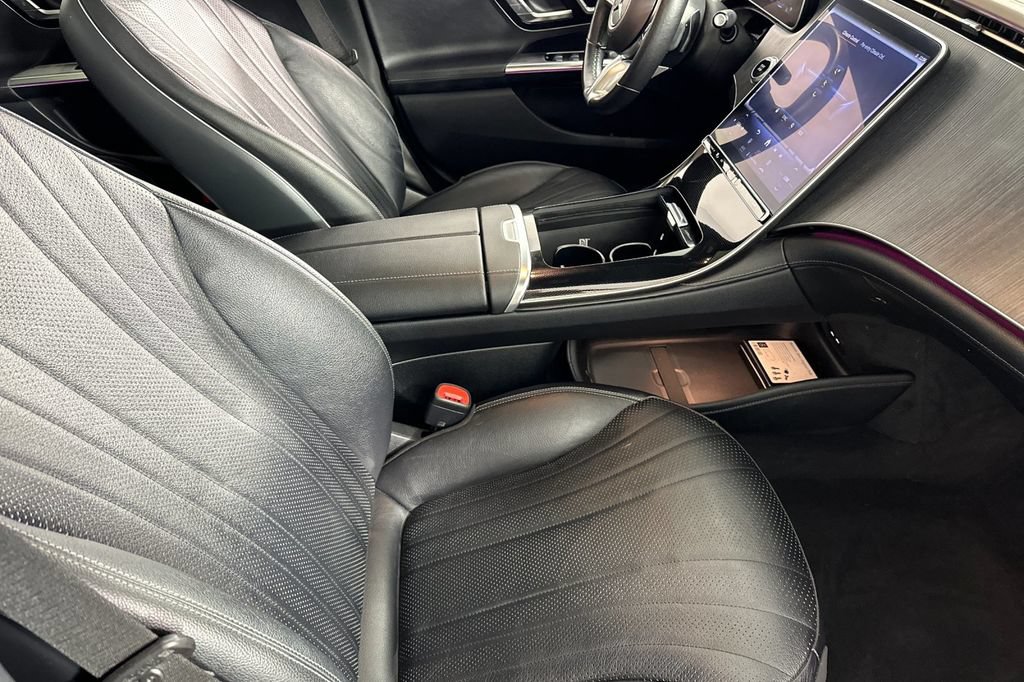 Certified 2023 Mercedes-Benz EQE 500 4MATIC Sedan image 19