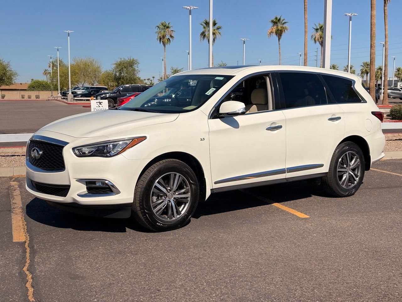 Used 2020 INFINITI QX60 Pure FWD image 2