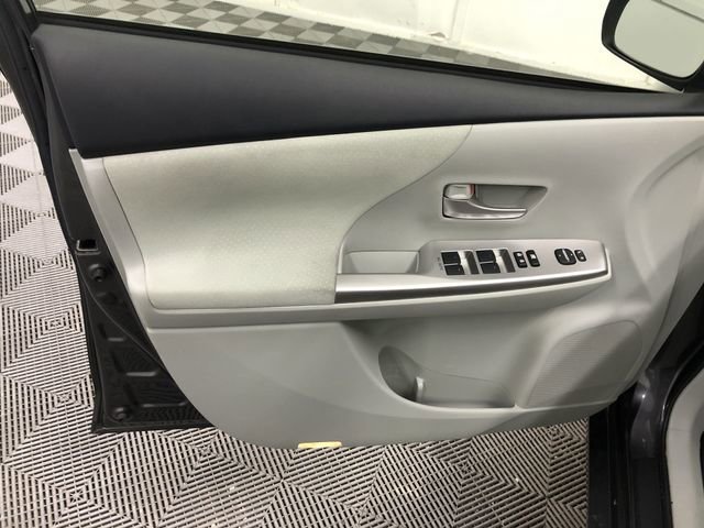 Used 2012 Toyota Prius V Two image 12