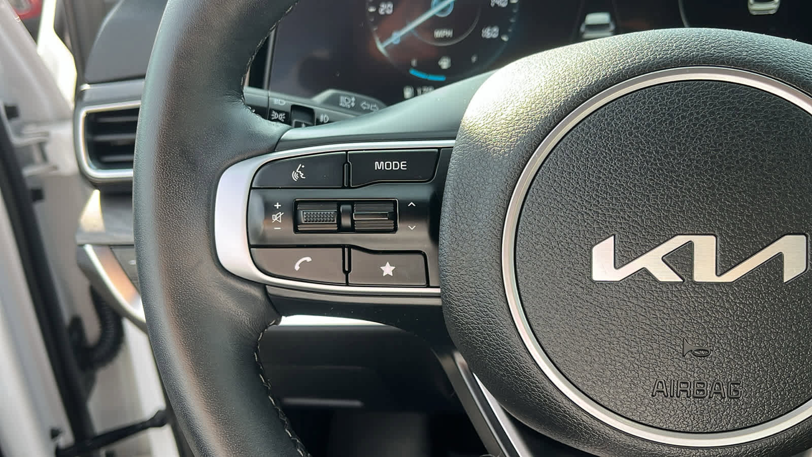 Used 2024 Kia Sportage X-Pro image 12