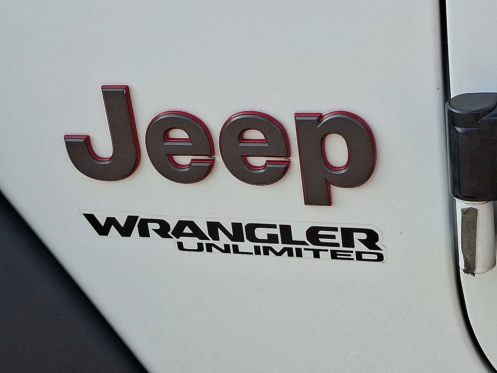 Used 2022 Jeep Wrangler Unlimited Rubicon w/ Cold Weather Group AWD/4WD image 31