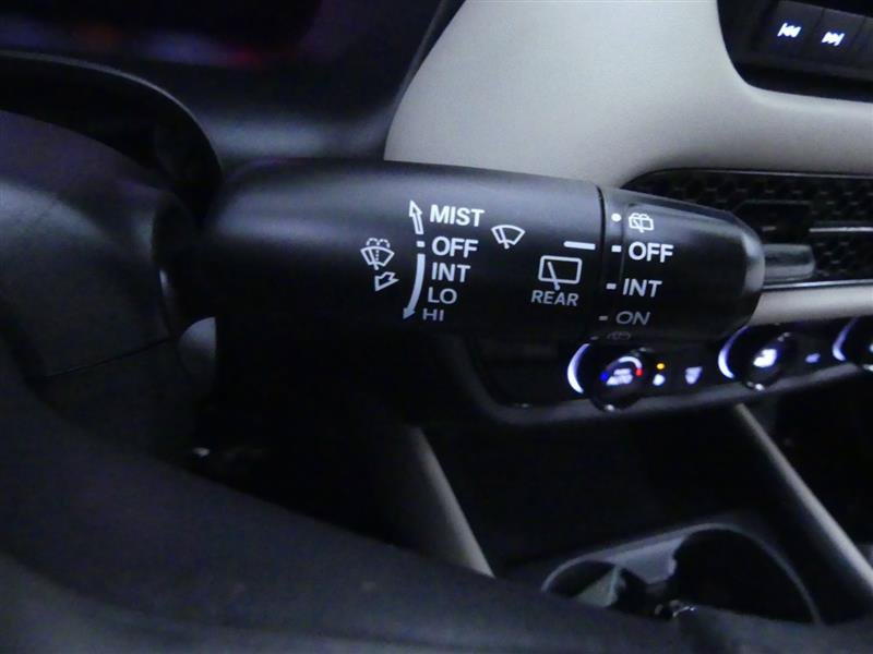 Used 2025 Honda HR-V LX image 16