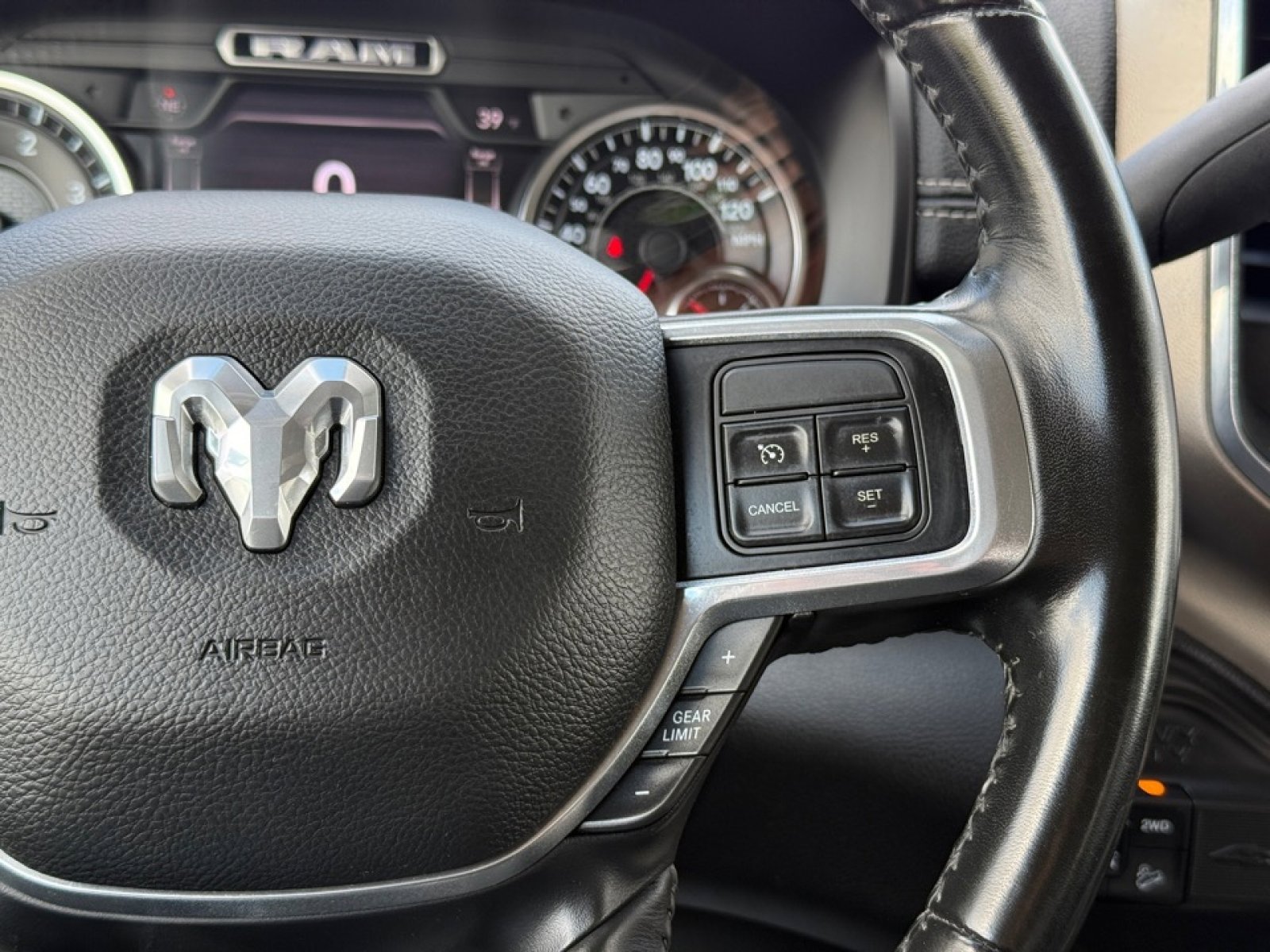 Used 2021 RAM 2500 Laramie AWD/4WD image 22