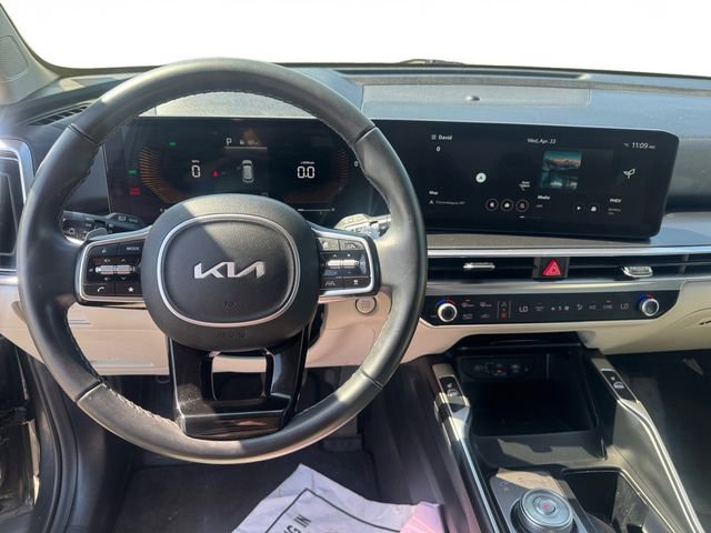 Used 2025 Kia Sorento EX w/ EX Panoramic Sunroof Package AWD/4WD image 12