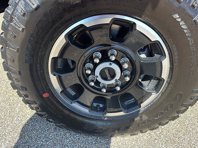 New 2027 Ford F250 XLT w/ XLT Premium Package AWD/4WD image 9