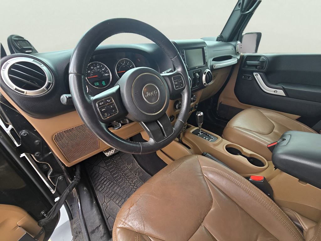 Used 2013 Jeep Wrangler Unlimited Sahara w/ Connectivity Group image 54