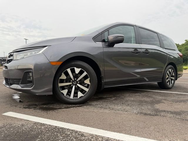 Used 2025 Honda Odyssey EX-L image 5
