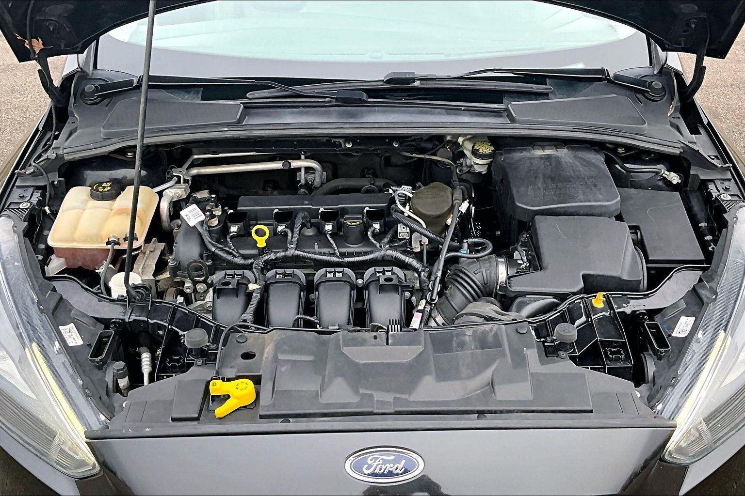 Used 2015 Ford Focus SE w/ Equipment Group 201A image 10