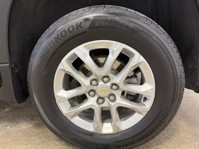 Used 2020 Chevrolet Traverse LT image 29