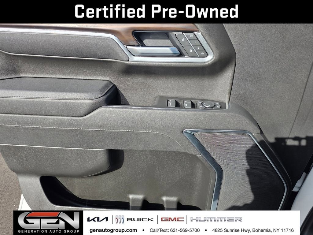 Used 2025 GMC Sierra 1500 SLT image 26
