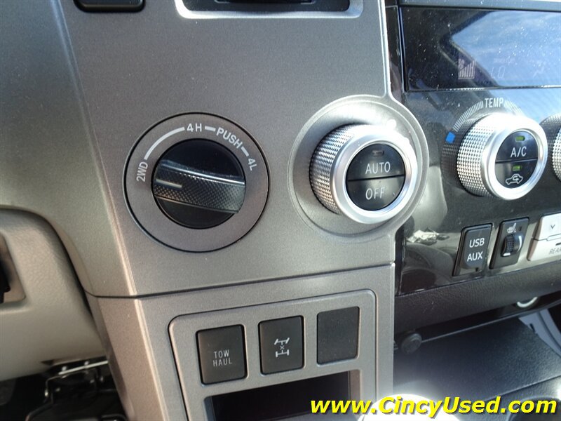 Used 2015 Toyota Sequoia Limited AWD/4WD image 20