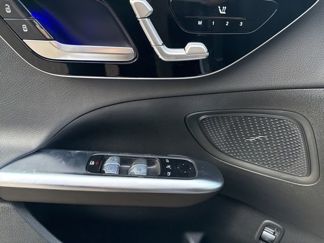 Used 2024 Mercedes-Benz C 300 4MATIC Sedan image 17